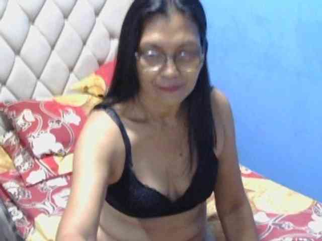 hOtGranny4u hOtGranny4u