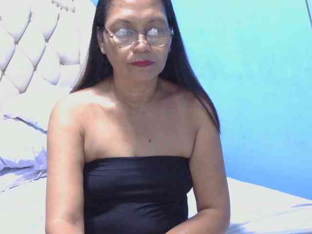 hOtGranny4u webcam