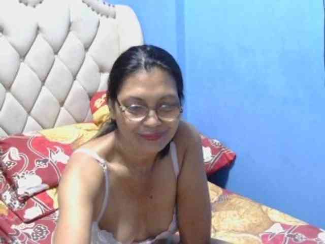 hOtGranny4u hOtGranny4u