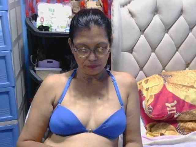hOtGranny4u webcam