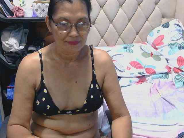 hOtGranny4u webcam