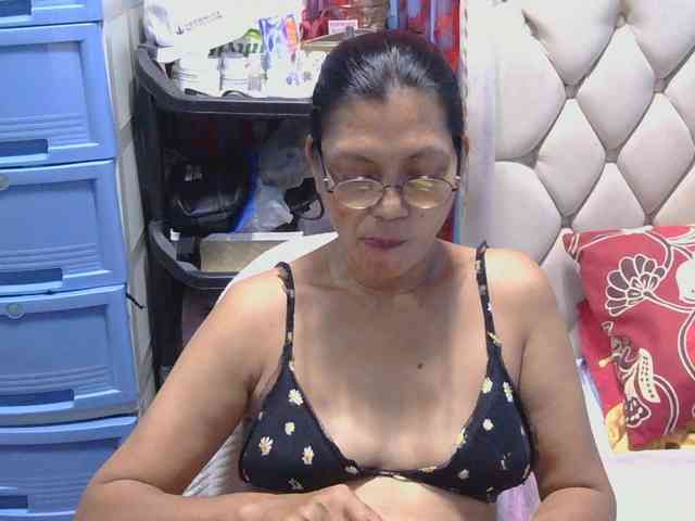 hOtGranny4u