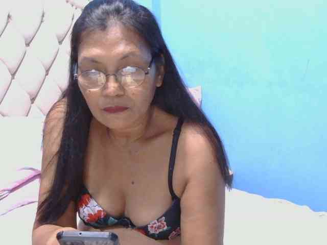 hOtGranny4u