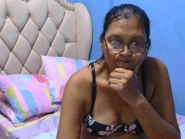 hOtGranny4u webcam