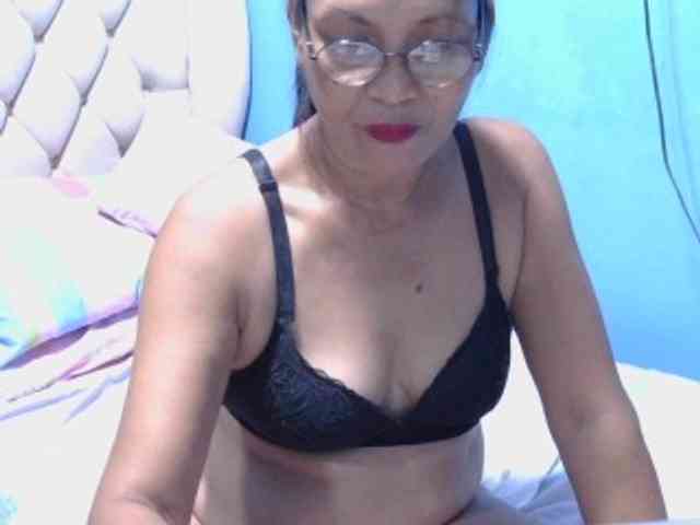 hOtGranny4u webcam