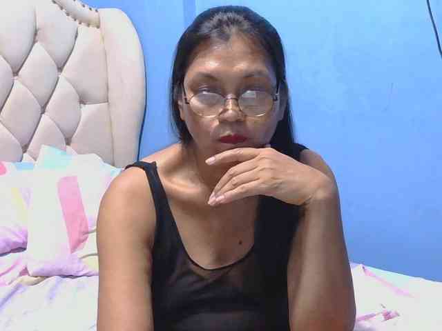 hOtGranny4u webcam