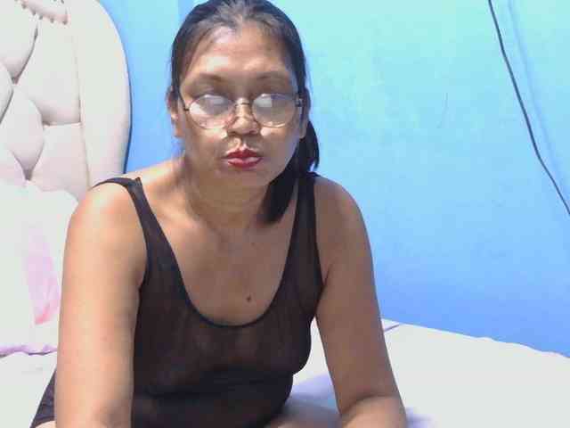 hOtGranny4u webcam