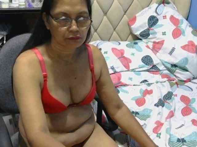 hOtGranny4u webcam