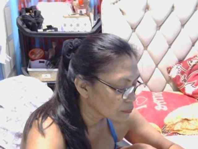 hOtGranny4u webcam