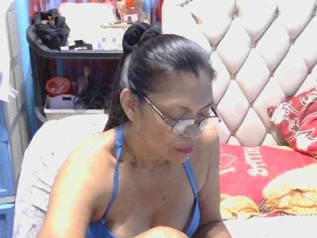 hOtGranny4u webcam