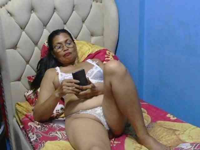 hOtGranny4u hOtGranny4u