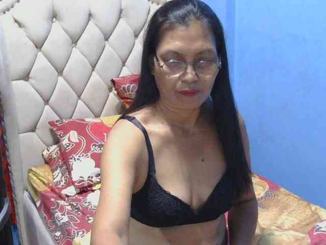 hOtGranny4u hOtGranny4u