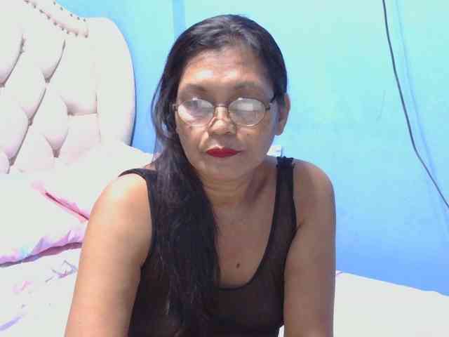 hOtGranny4u webcam