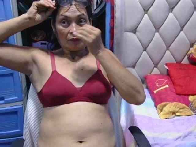 hOtGranny4u webcam