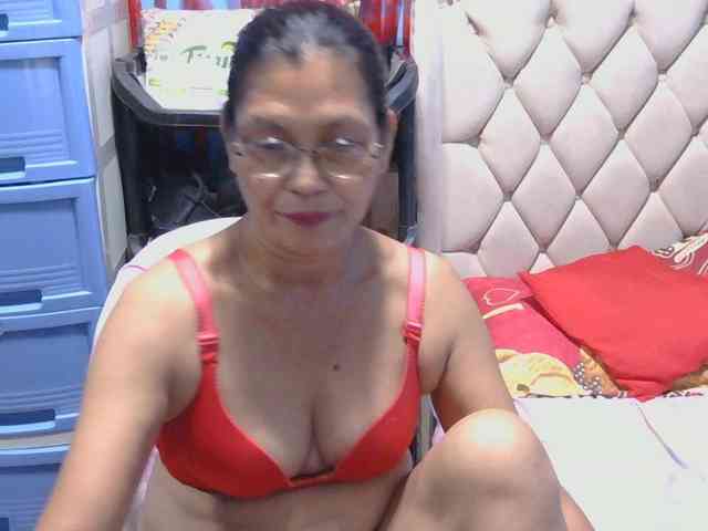hOtGranny4u