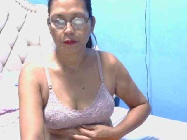 hOtGranny4u webcam