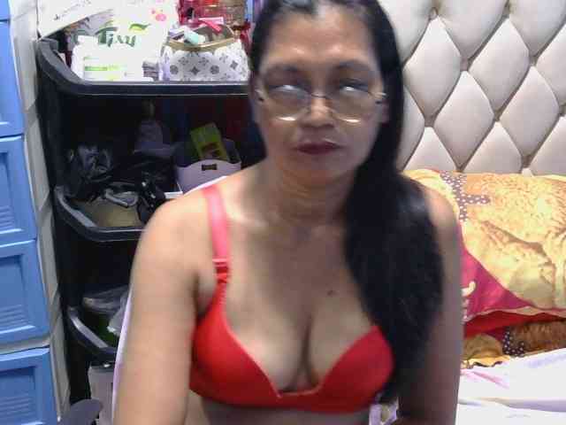hOtGranny4u