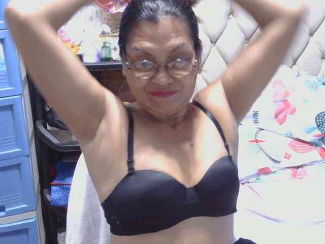 hOtGranny4u webcam