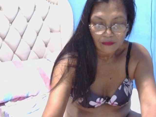 hOtGranny4u webcam
