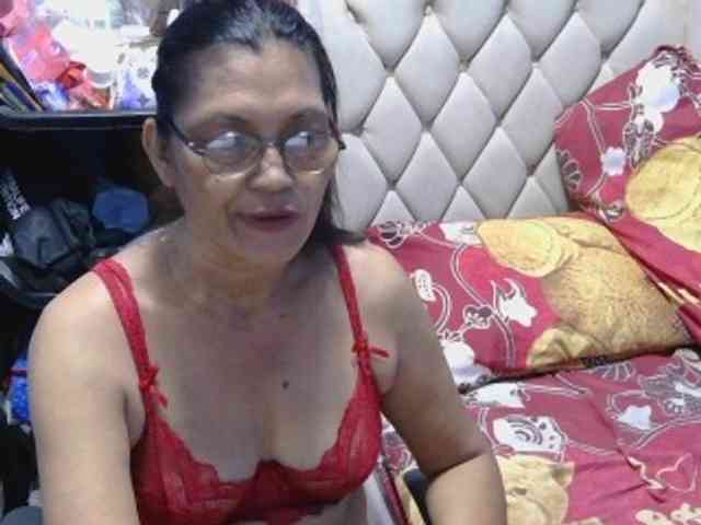 hOtGranny4u hOtGranny4u