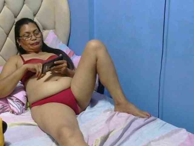 hOtGranny4u hOtGranny4u