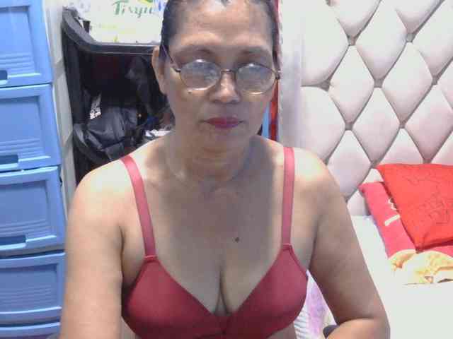 hOtGranny4u