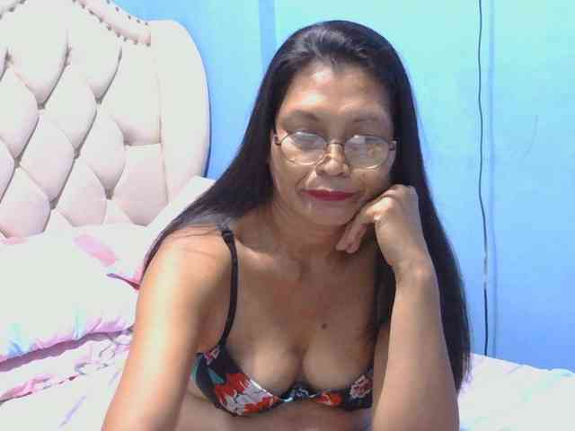hOtGranny4u webcam