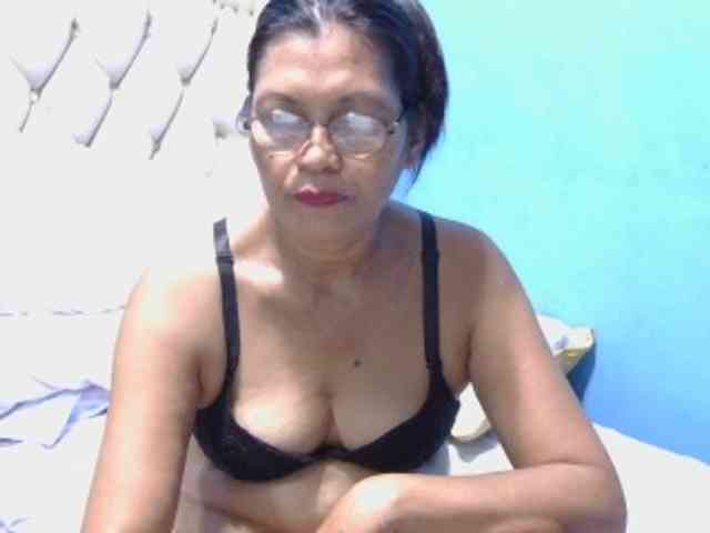 hOtGranny4u webcam