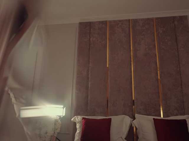 MilaDYstarlig's BongaCams show and profile