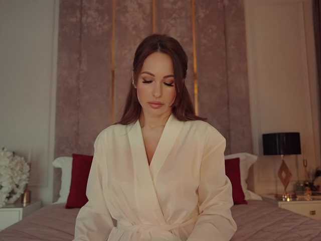 MilaDYstarlig's BongaCams show and profile