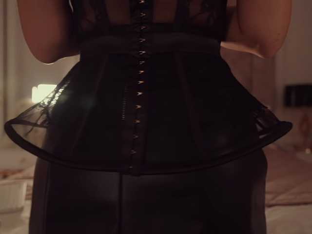 MilaDYstarlig's BongaCams show and profile