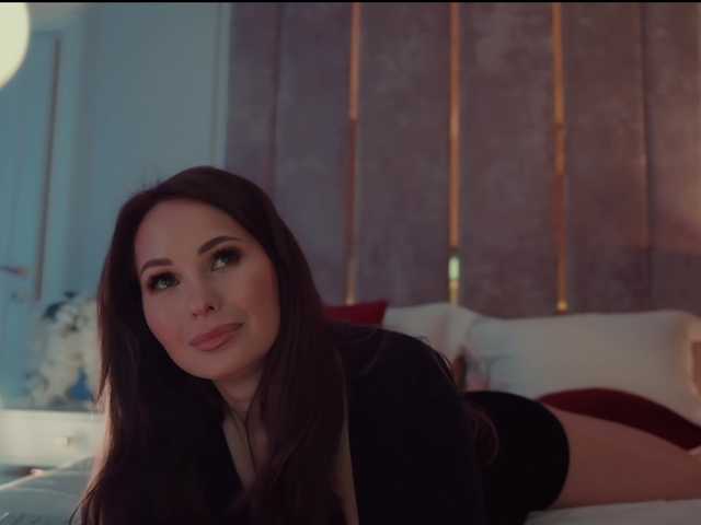 MilaDYstarlig's BongaCams show and profile