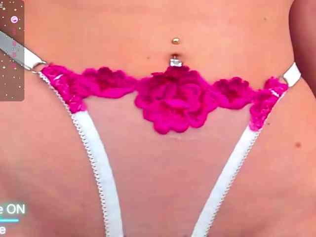 SelenaWest Live Webcam on BongaCams