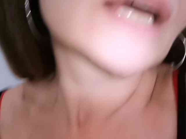 AlinAndLiana Live Webcam on BongaCams