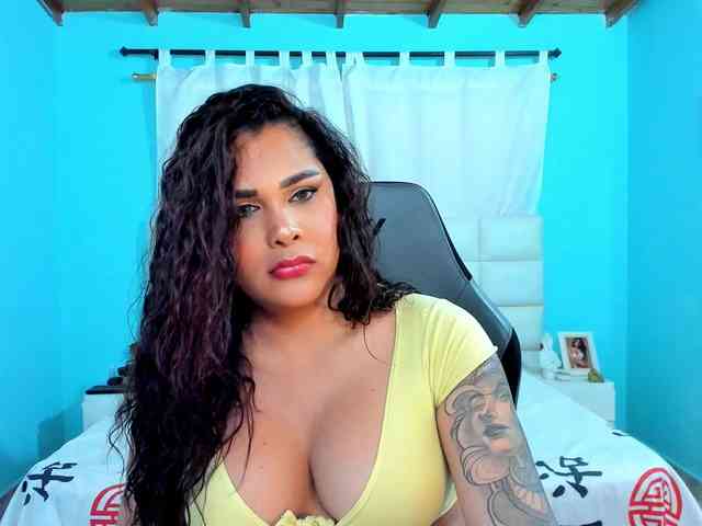 shadiaorozco webcam