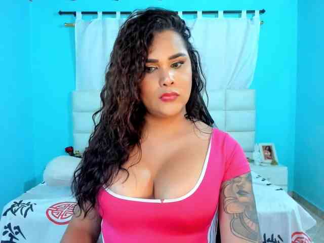 shadiaorozco Live Webcam on BongaCams