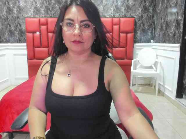 Ladyxmilf webcam