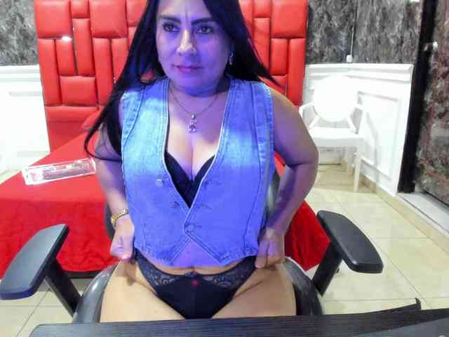 Ladyxmilf webcam