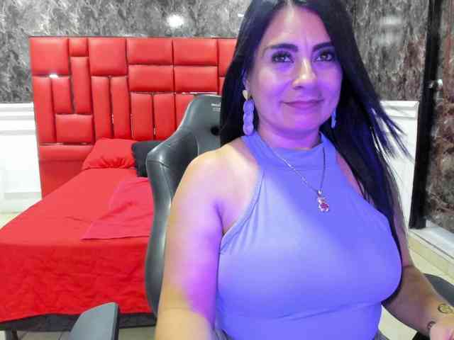 Ladyxmilf webcam