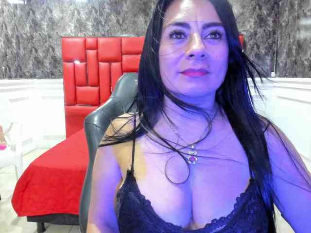 Ladyxmilf webcam