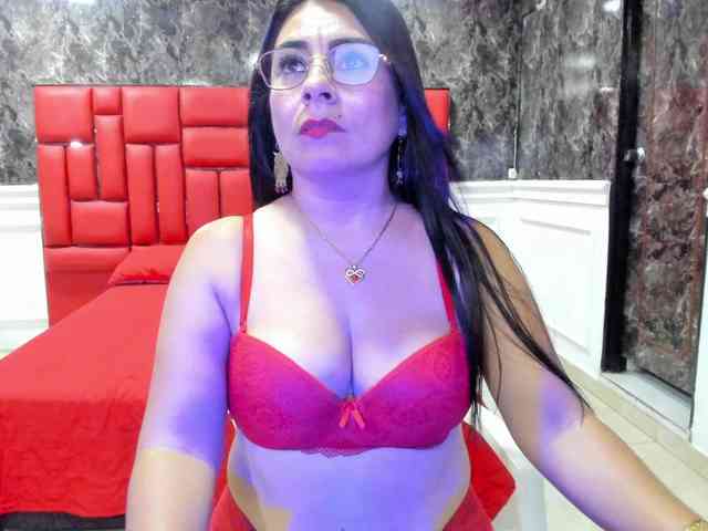Ladyxmilf webcam