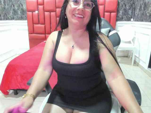 Ladyxmilf webcam