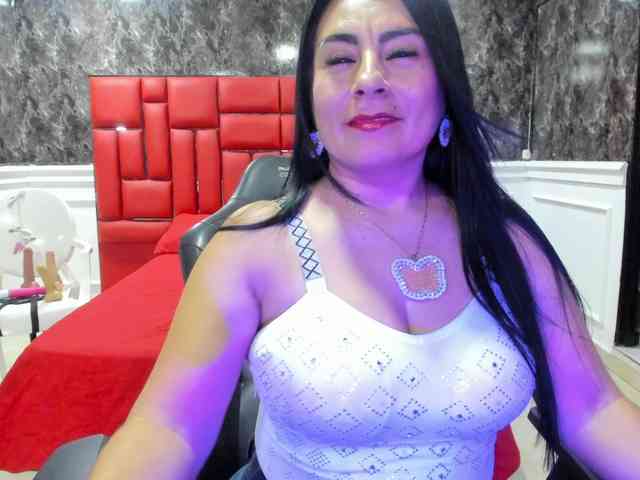 Ladyxmilf webcam