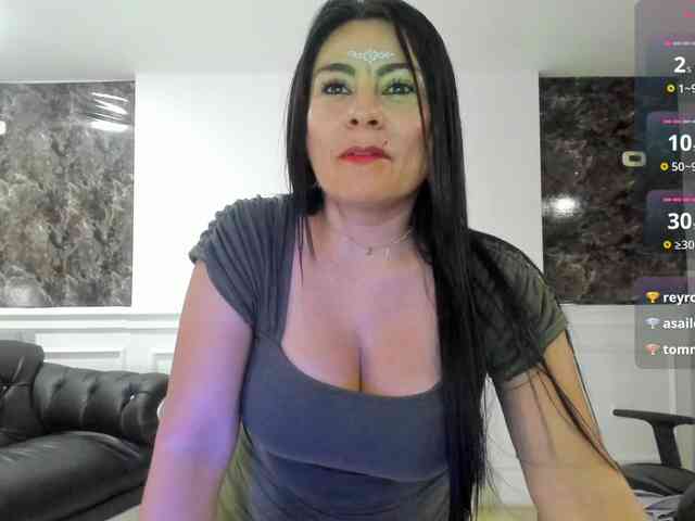 Ladyxmilf webcam