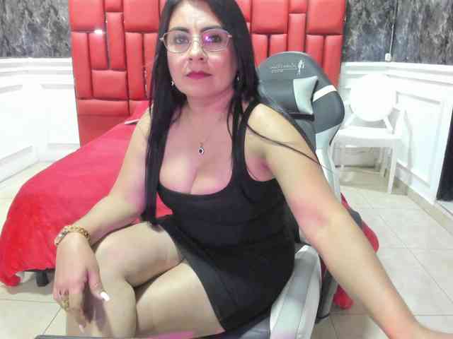 Ladyxmilf webcam