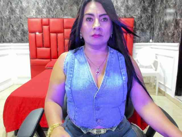 Ladyxmilf webcam