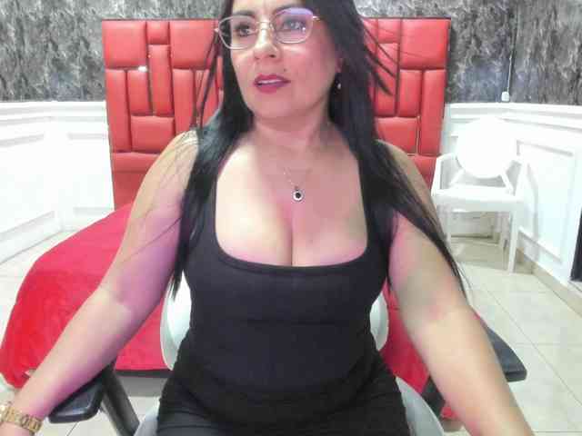 Ladyxmilf webcam