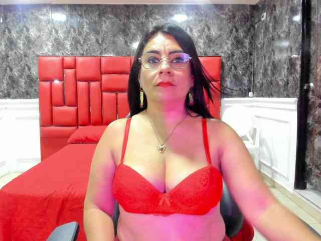 Ladyxmilf webcam
