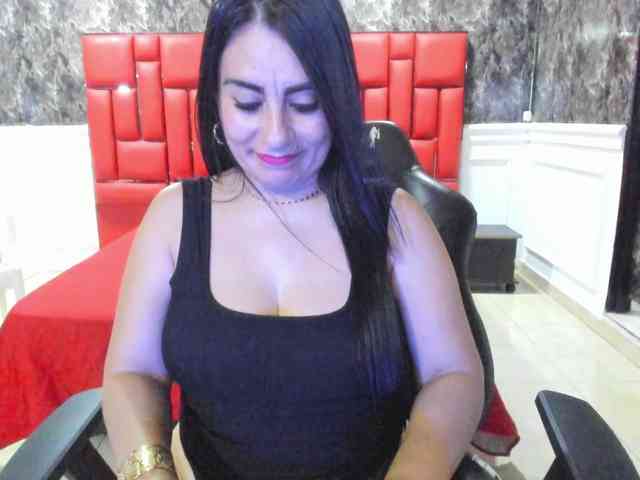 Ladyxmilf webcam