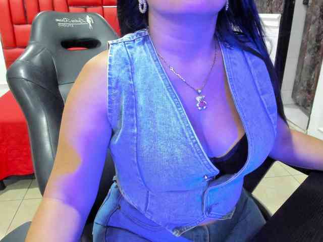 Ladyxmilf webcam